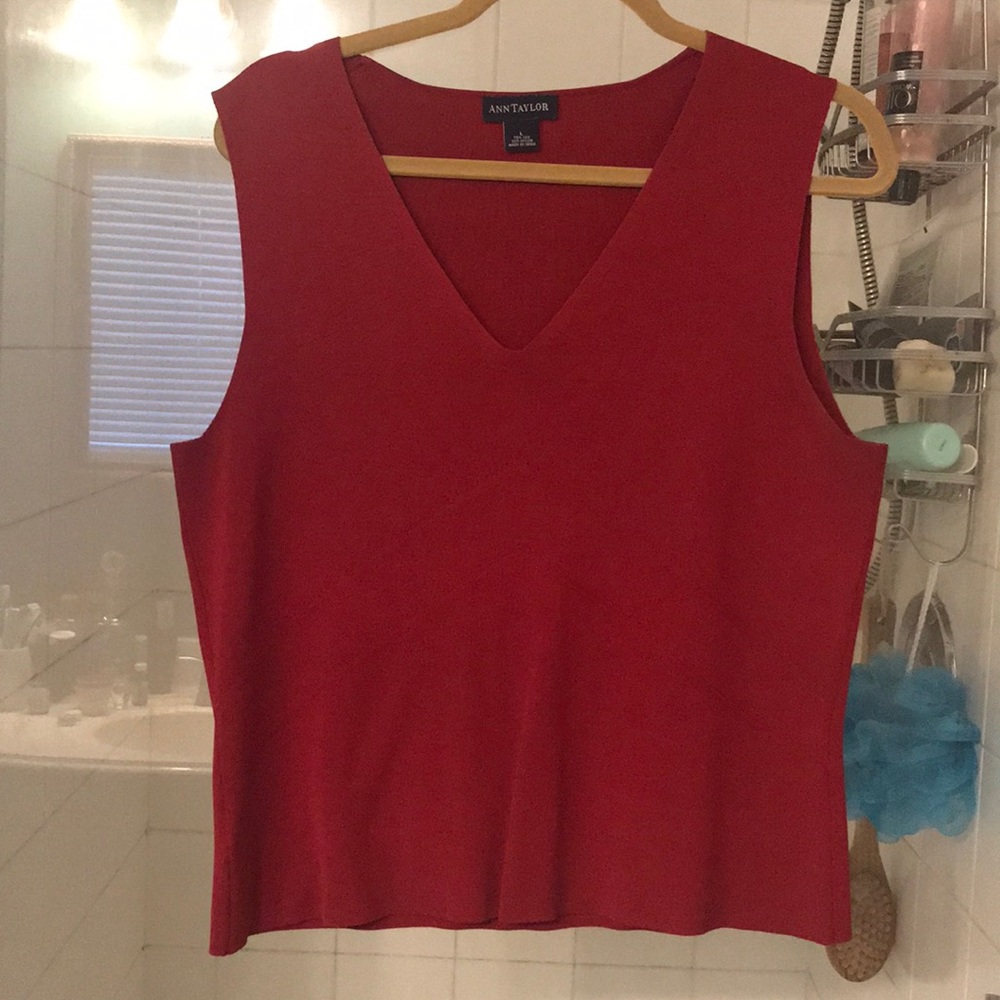 Beautiful red shell Large